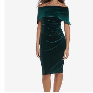 Vince Camuto size 2 dress - off the shoulder, beautiful emerald green.